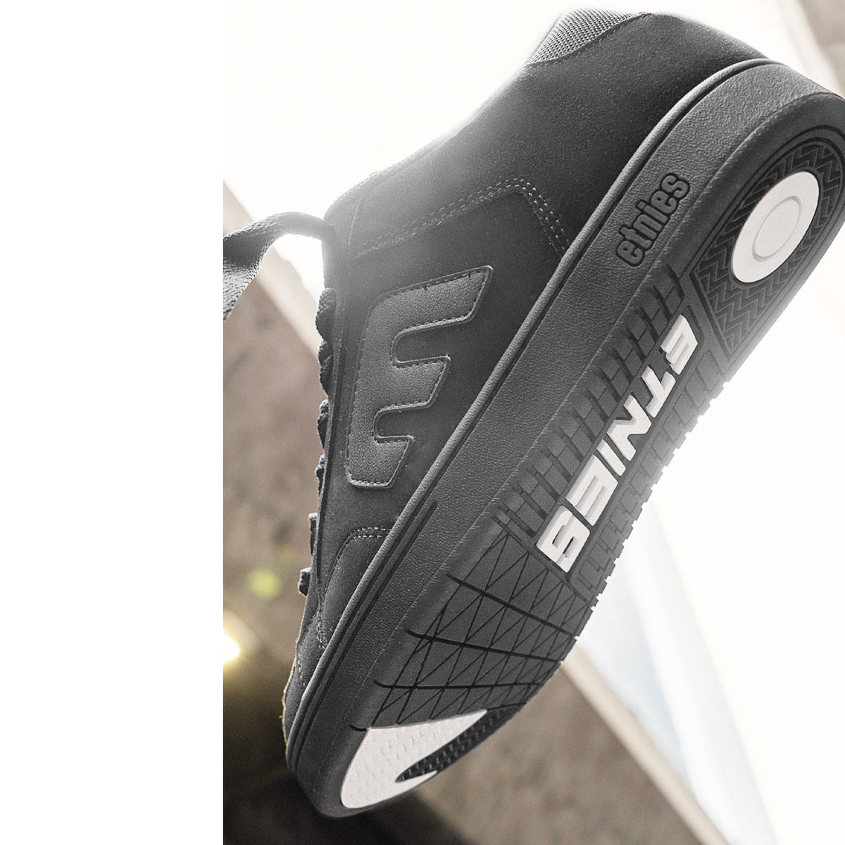 Etnies Kingpin 2K Skate Shoes
